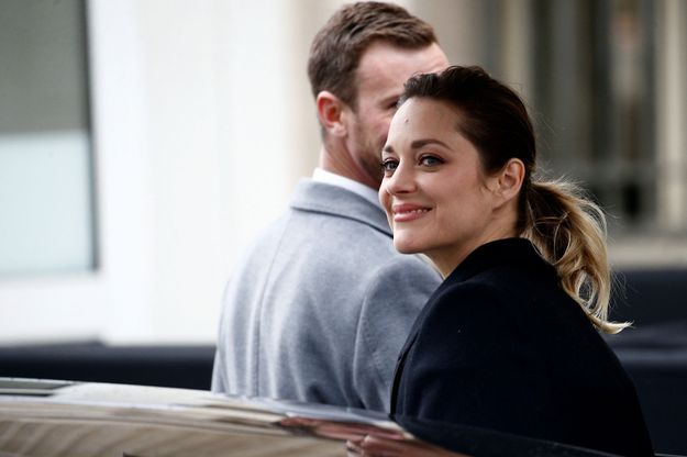 Ca Me Bouleverse Marion Cotillard Evoque Sans Tabou La Chirurgie Esthetique