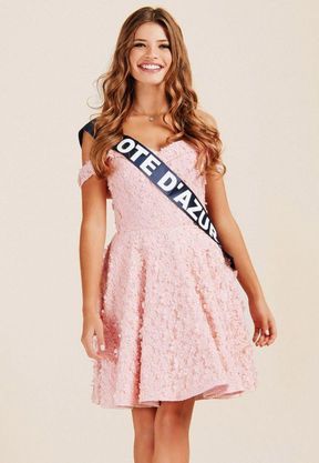 Miss France 2020 Les Portraits Officiels Des 30 Candidates
