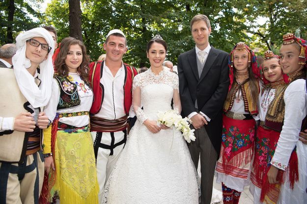 Les Plus Belles Photos Du Mariage Du Prince Leka Ii Et D Elia Zaharia