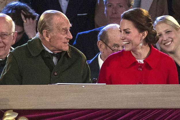 Le-prince-Philip-et-Kate-Middleton-lors-d-un-concours-hippique-dans-le-Berkshire-en-mai-2016.jpg