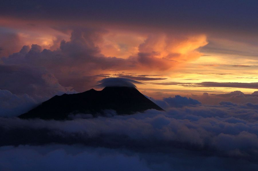 En images l ruption du volcan  Merapi  en Indon sie
