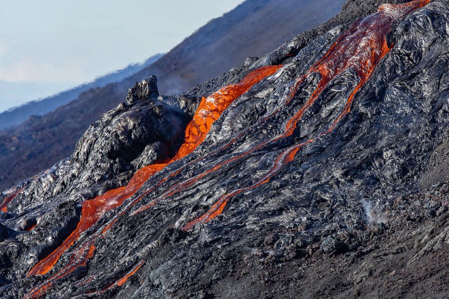 Les superbes images de l’éruption du Piton de la Fournaise