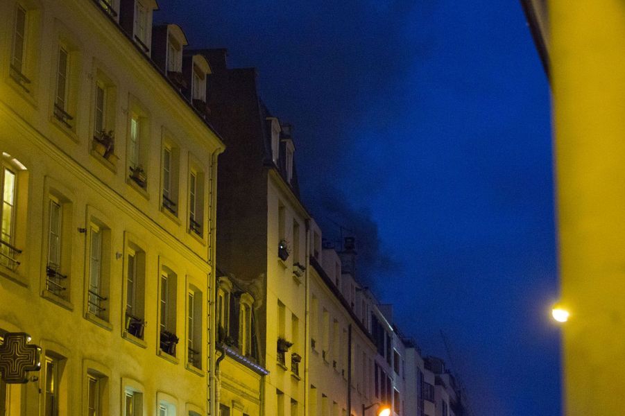 La rue de Charonne plongée dans l’obscurité