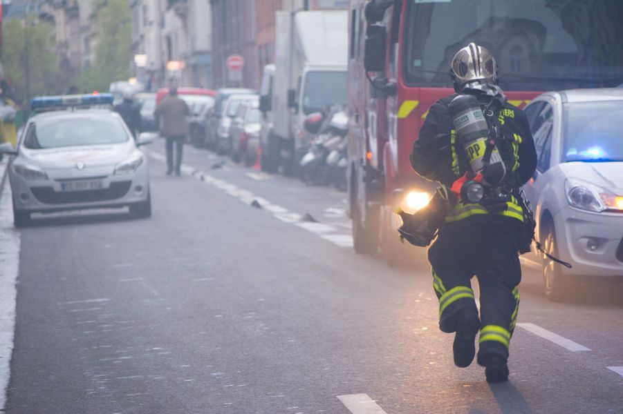 La rue de Charonne plongée dans l’obscurité