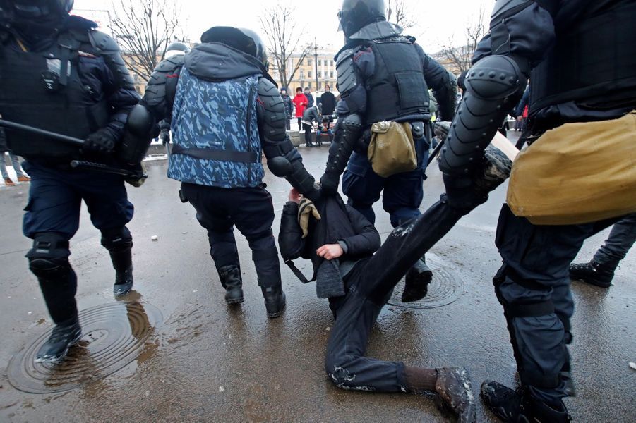 2021 01 31T111643Z 1327835636 RC2ZIL988AMJ RTRMADP 3 RUSSIA POLITICS NAVALNY PROTESTS 2021 01 31T111643Z 1327835636 RC2ZIL988AMJ RTRMADP 3 RUSSIA POLITICS NAVALNY PROTESTS