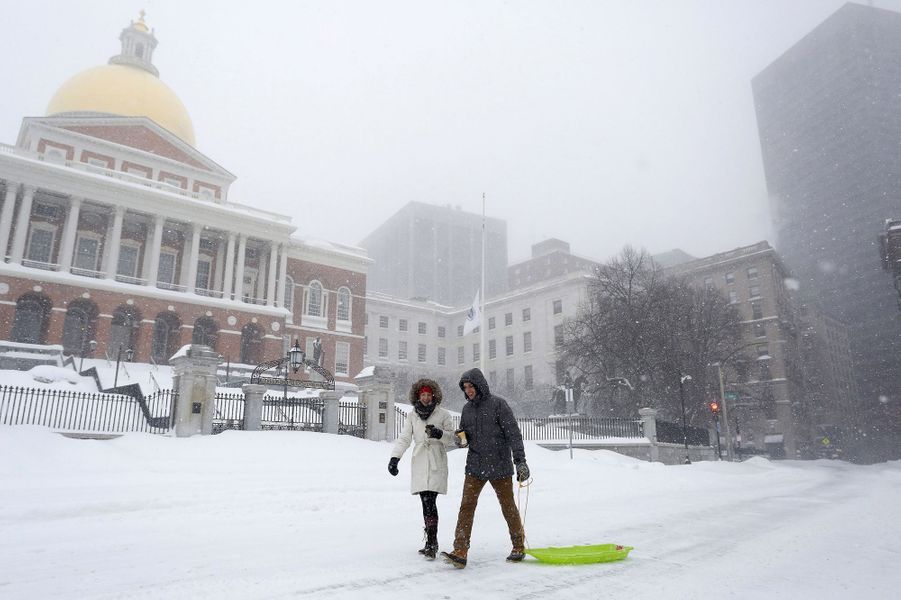 Blizzard Juno Le Massachusetts transformé en station de ski