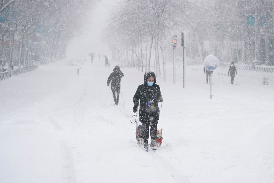 Une Tempête De Neige Sème Le Chaos En Espagne 12