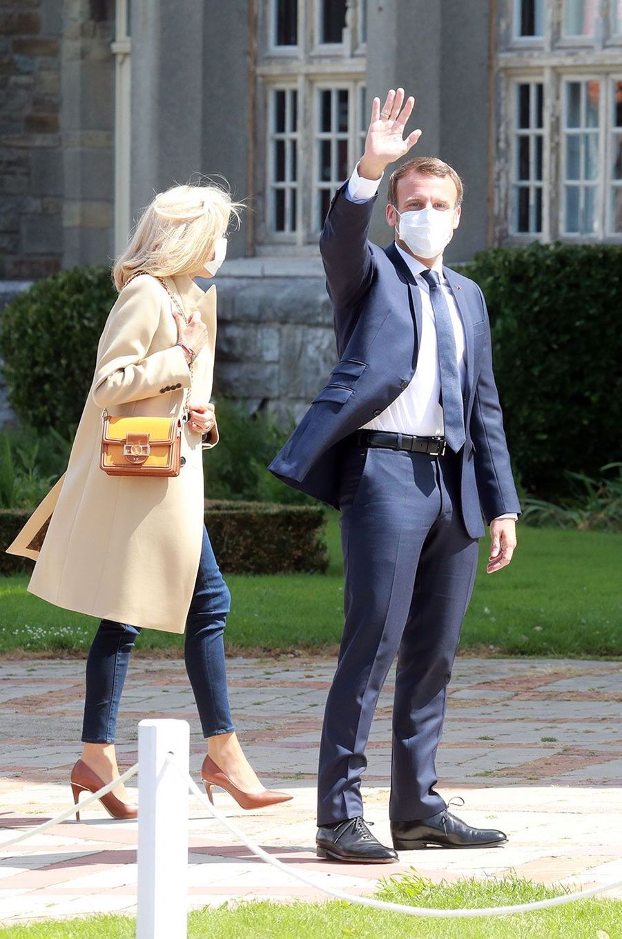 Emmanuel et Brigitte Macron au Touquet pour le second tour ...