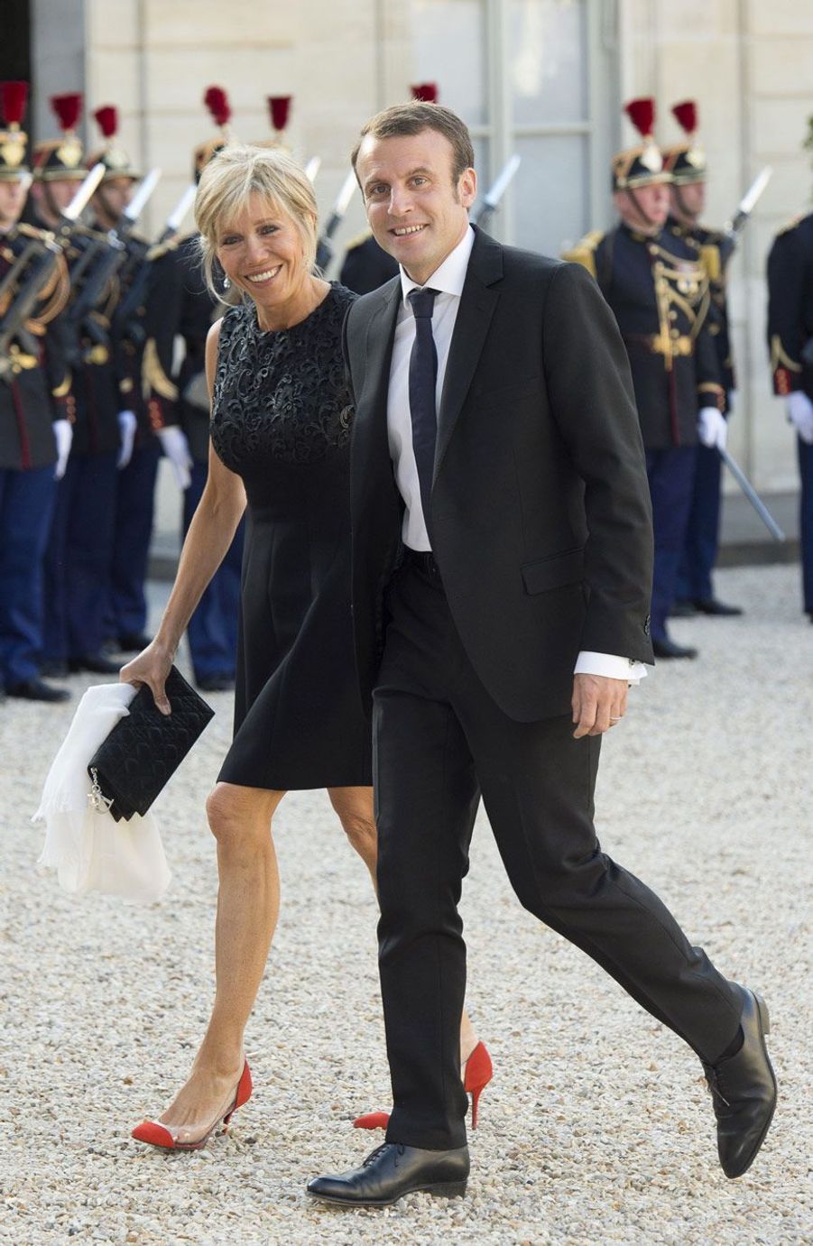 Emmanuel et Brigitte Macron, leur duo en images