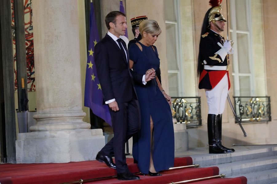 Emmanuel et Brigitte Macron reçoivent à l'Elysée Moon Jae ...
