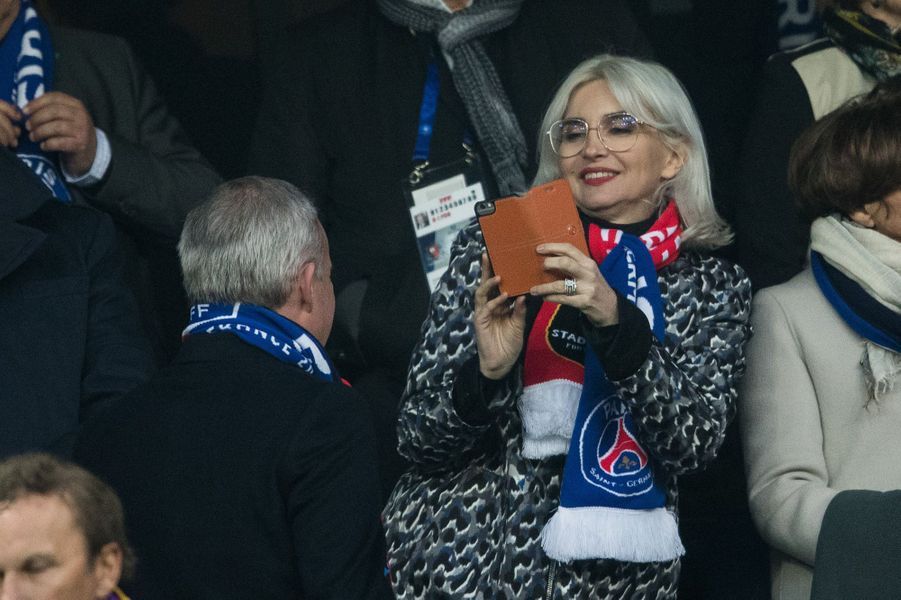 Emmanuel Macron au stade de France avec son frère Laurent ...