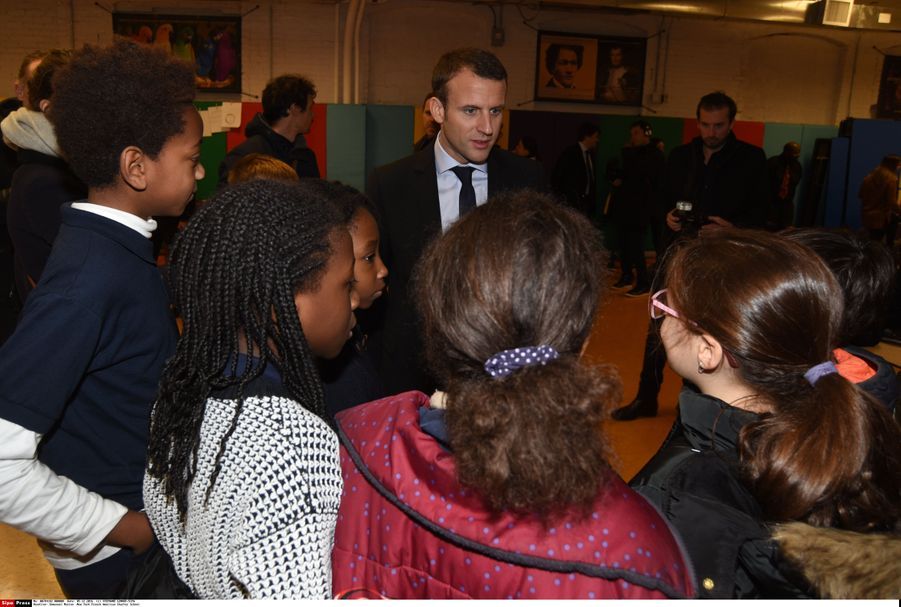 Emmanuel Macron retourne à l'école à New York