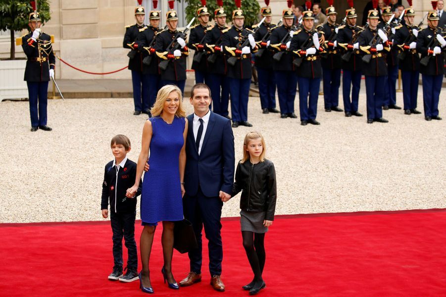 Emmanuel Macron, un nouveau président entouré de sa famille