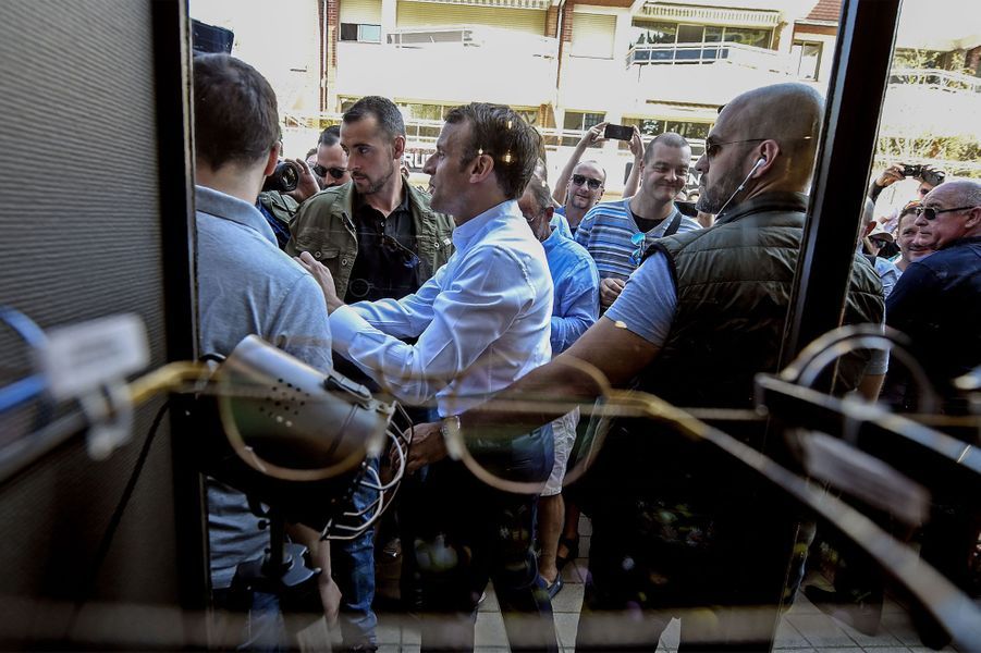 Maison D Emmanuel Macron Au Touquet En Week End Au Touquet Emmanuel Macron S Offre Un Bain De Foule