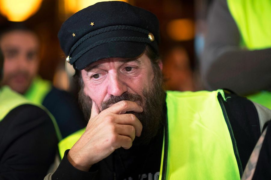 Francis Lalanne lance un "rassemblement gilets jaunes ...