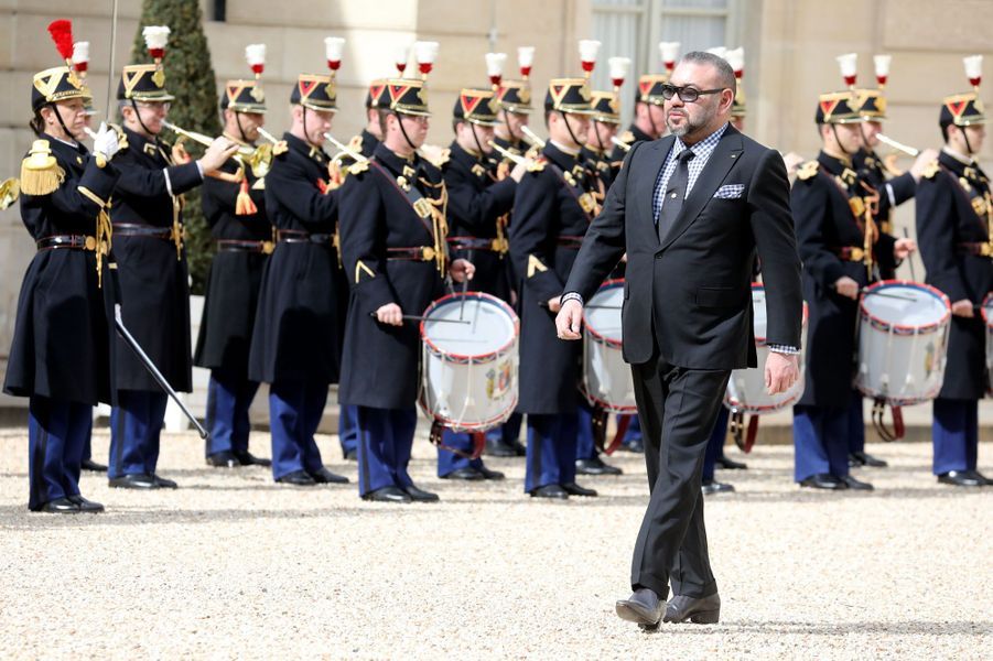 Le roi du Maroc Mohammed VI reçu par Emmanuel Macron à l ...