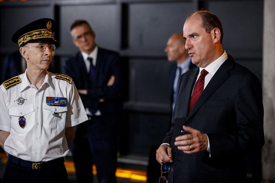 Visite surprise de Jean Castex dans un commissariat de ...