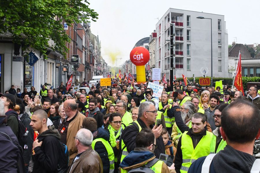 Paris, Bordeaux, Marseille...Le 1er mai en images