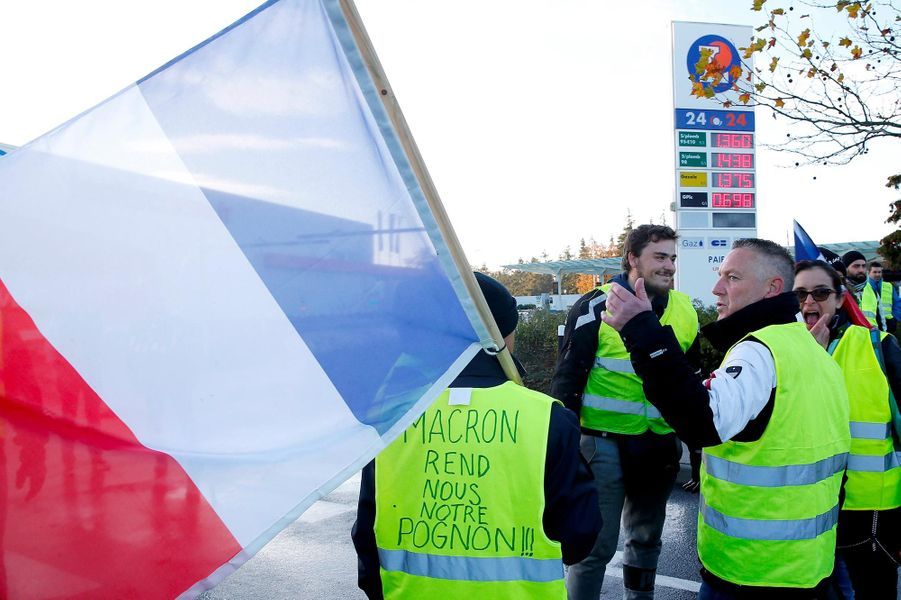 De Nantes à La Réunion La France Des Gilets Jaunes Dans