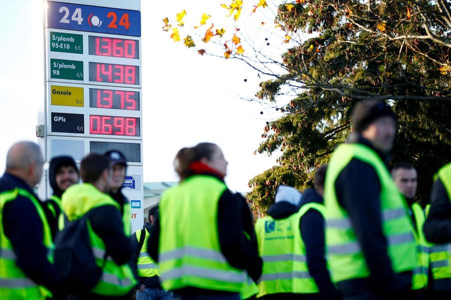 De Nantes à La Réunion La France Des Gilets Jaunes Dans