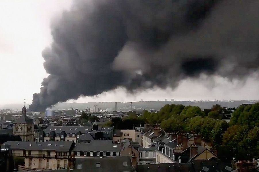 L'explosion de l'usine de Rouen en images