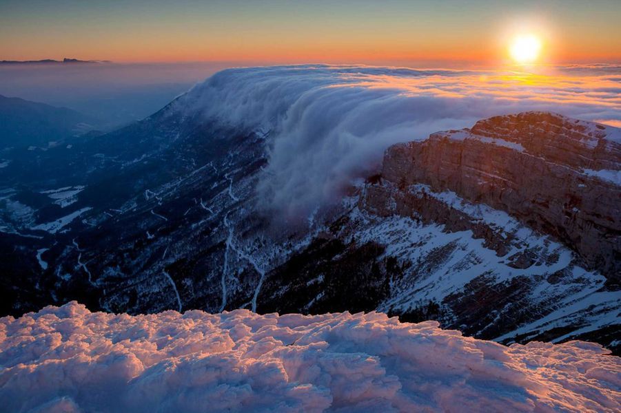 La Neige Tombe Pendant Que Les Francais Revent De Ski La Neige Tombe Pendant Que Les Francais Revent De Ski