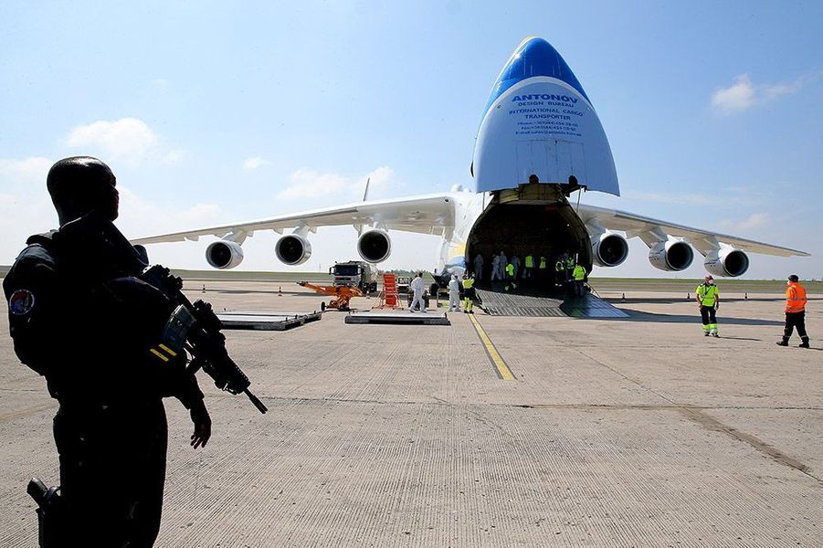 Les Plus Gros Voyou De France Le plus gros avion du monde s'est posé en France avec huit millions de