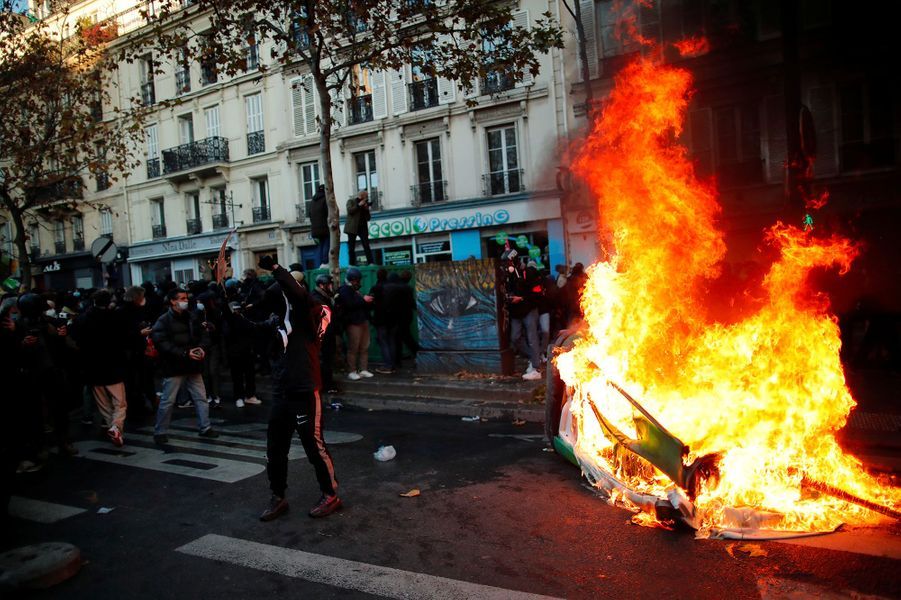 2020 11 28T164950Z 120414088 RC2GCK9S42HU RTRMADP 3 FRANCE SECURITY PROTESTS