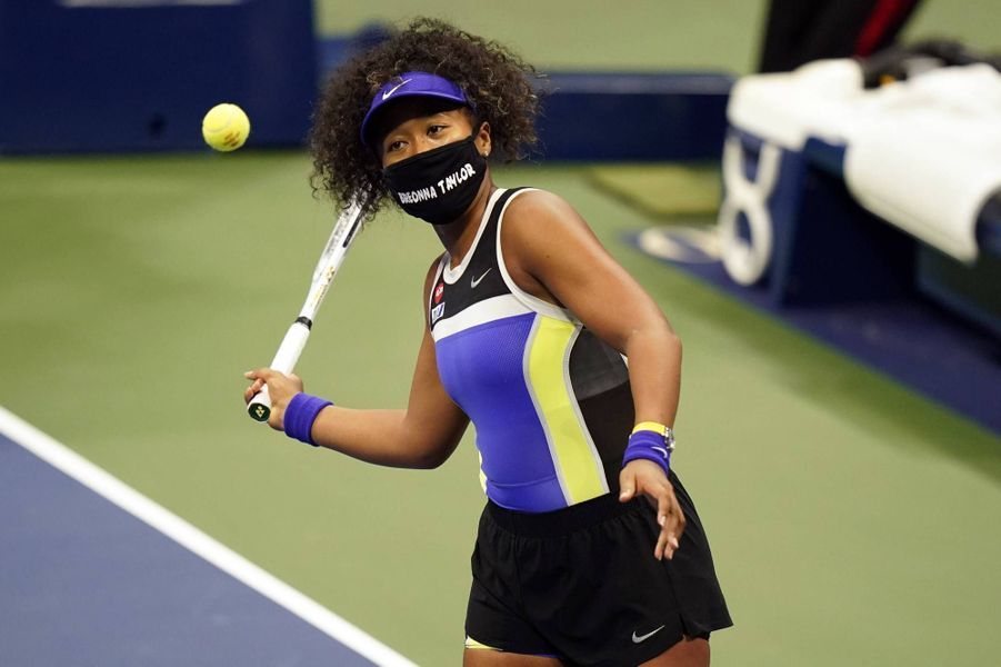 Les hommages de Naomi Osaka contre le racisme et les violences policières