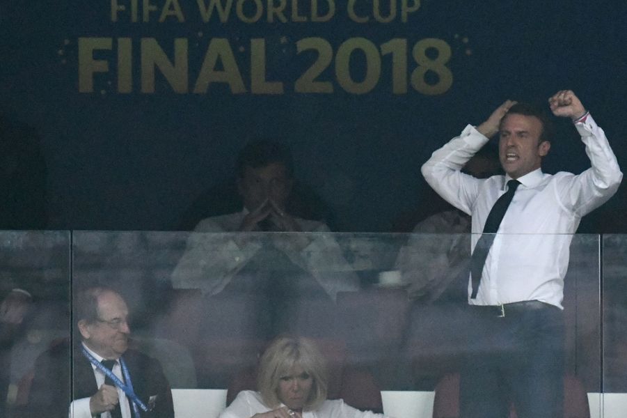 Coupe Du Monde France Croatie La Joie D Emmanuel Macron