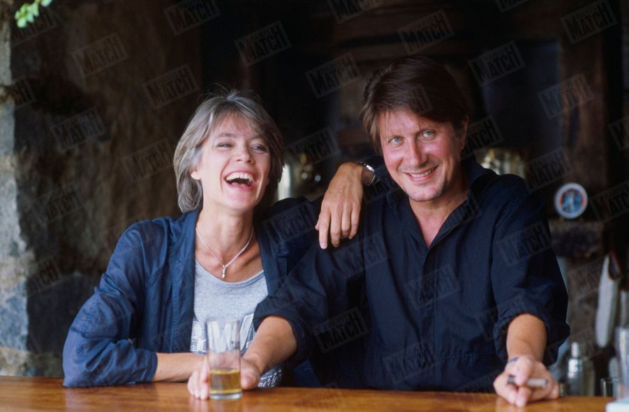 Photos : Le clan Dutronc-Hardy, vu par Paris Match