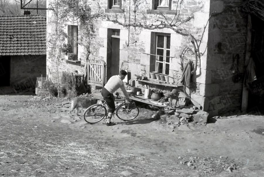 Poulidor a eu droit à un dernier hommage Poulidor a eu droit à un dernier hommage