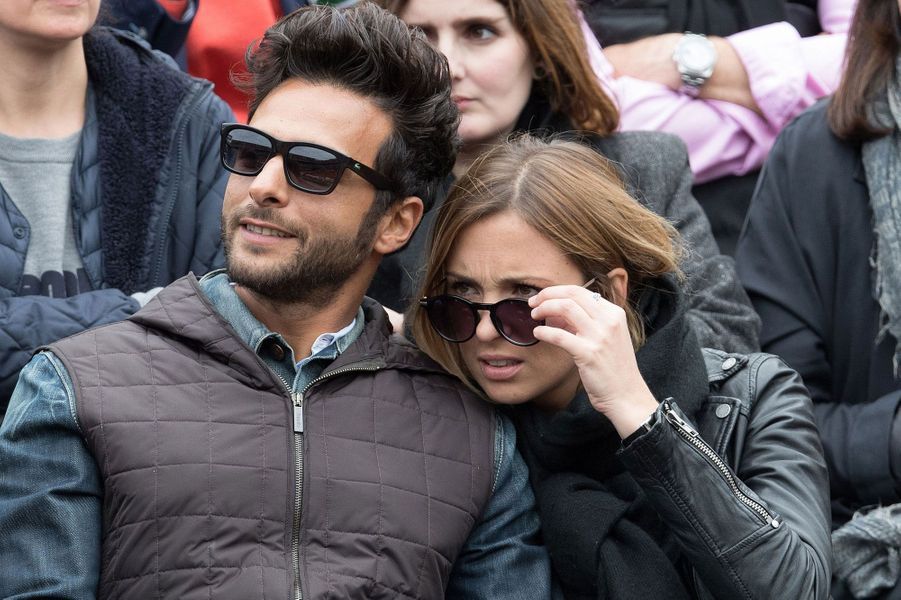 Tribunes de Roland-Garros. Shy'm console Benoit Paire ...