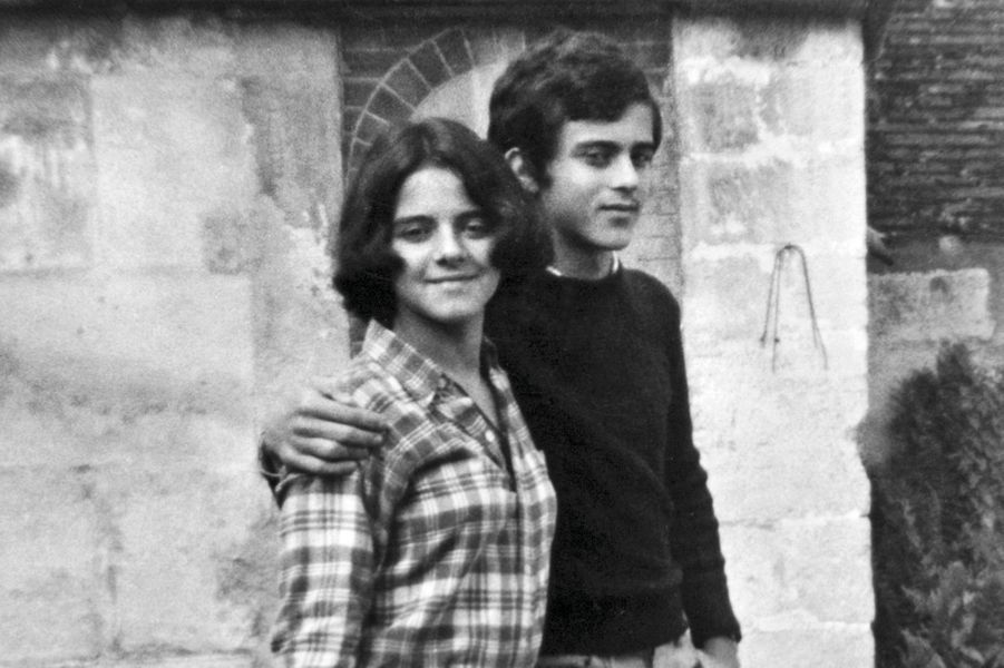 Son Album De Famille Manuel Valls Une Enfance Catalane