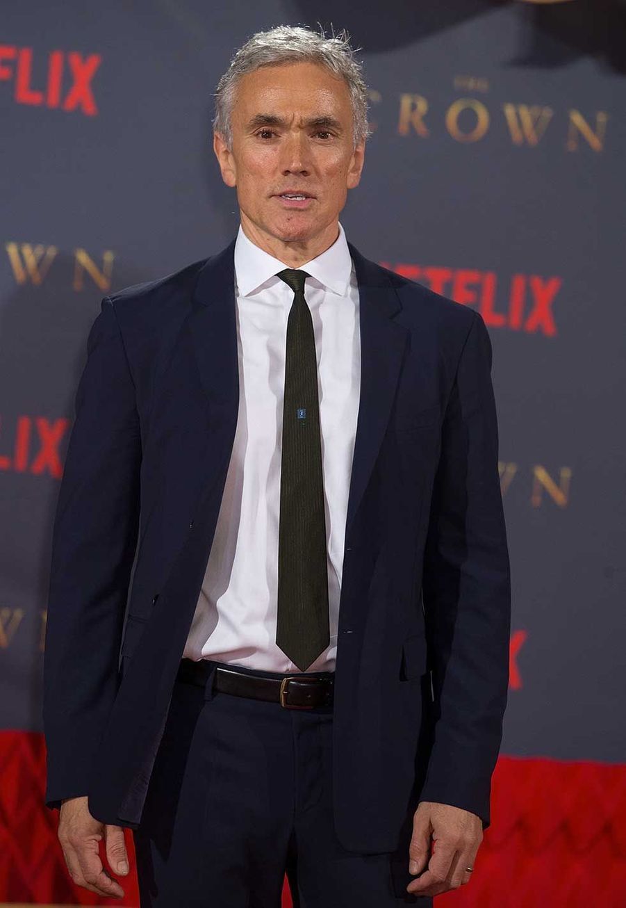 Le casting de The Crown fait fi du protocole le temps d ...