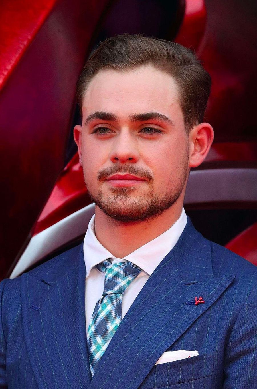 Qui est Dacre Montgomery, l’exécrable Billy dans Stranger ...