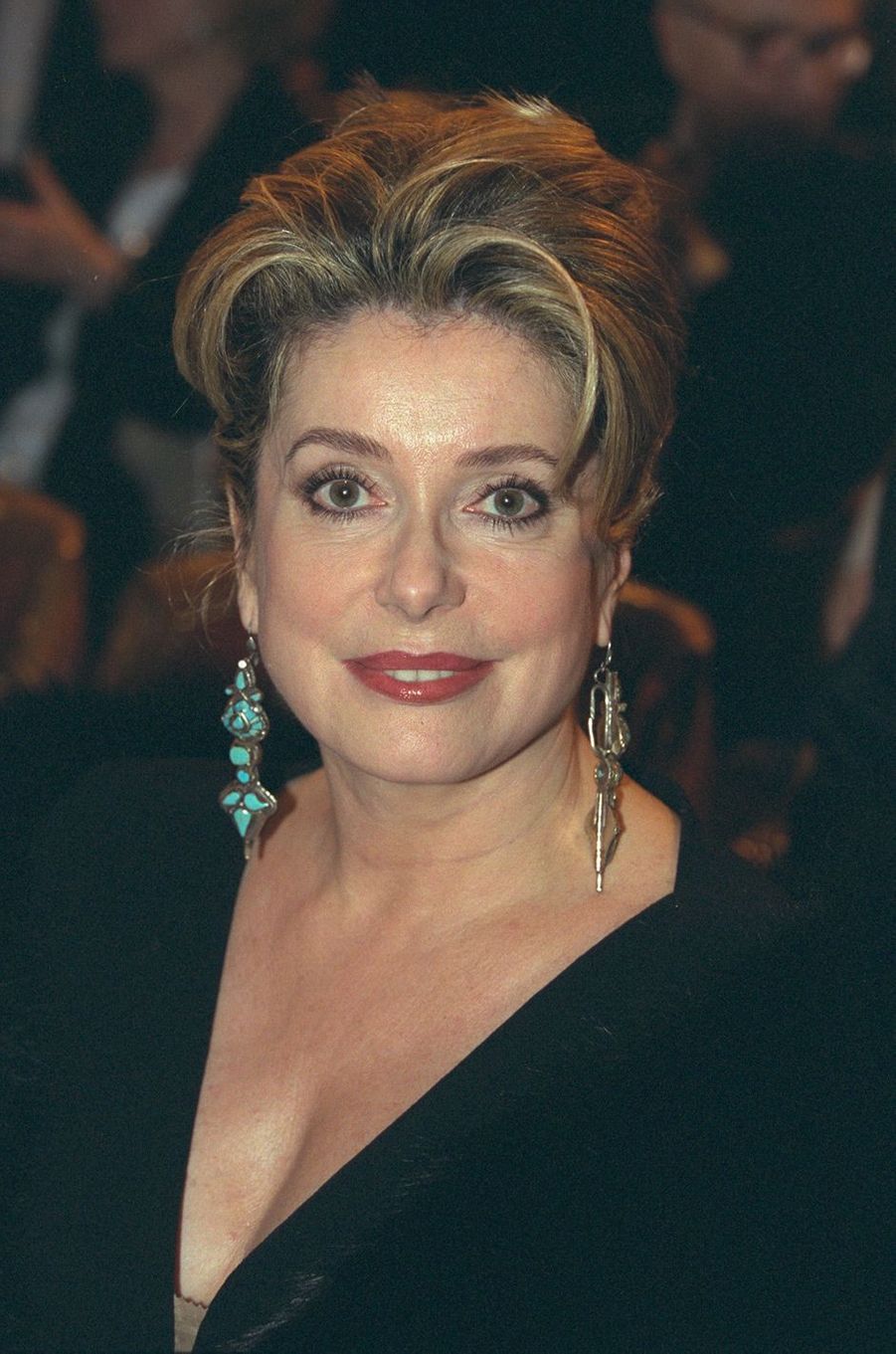 Catherine Deneuve fête ses 75 ans sa vie en 50 photos d’exception