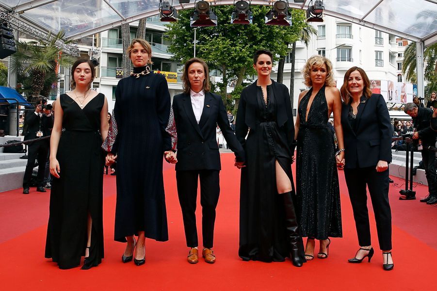 Celine Sciamma Presente Son Portrait De La Jeune Fille En Feu A Cannes