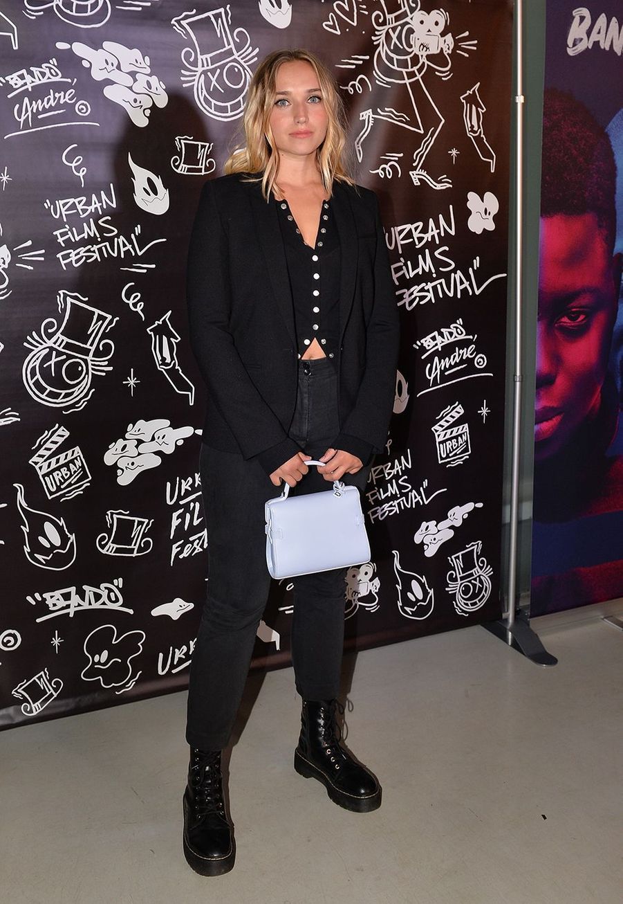Chloé Jouannet, rayonnante pour la promotion de "Banlieusards"