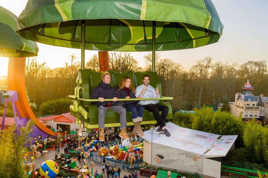 L'équipe de "Babysitting 2" s'amuse à Disneyland Paris