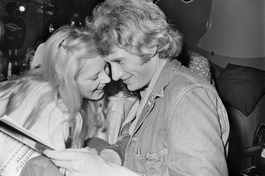 Johnny Hallyday et Sylvie Vartan: l'histoire d'un premier ...