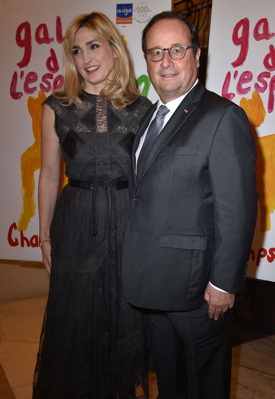Julie Gayet et François Hollande, couple uni pour la bonne ...