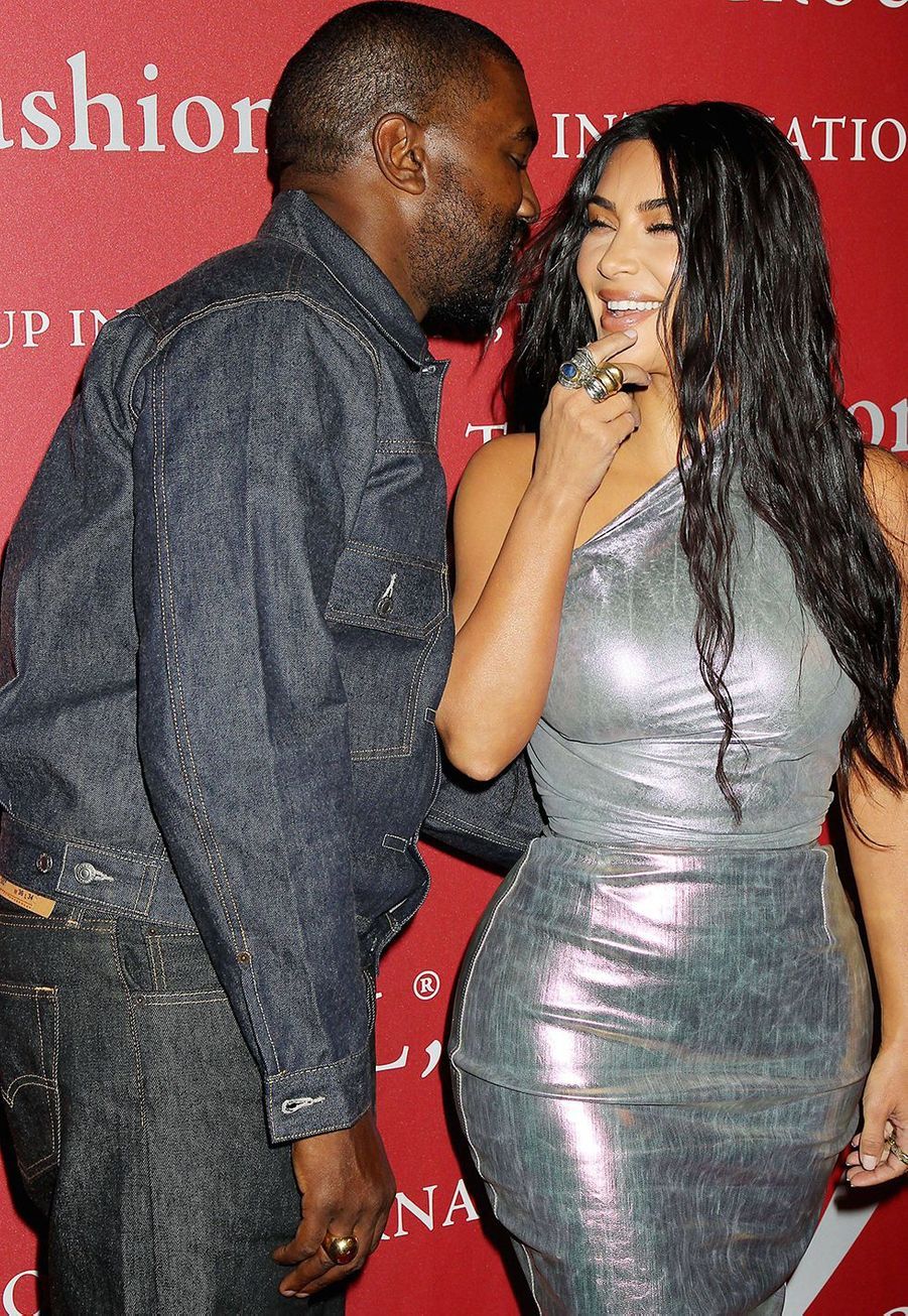 Kim Kardashian Et Kanye West Couple Vedette à New York