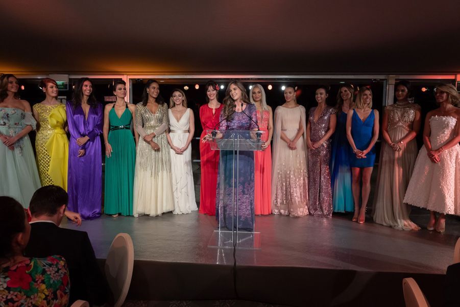 Les Miss Unissent Leurs Forces De Bonnes Fees