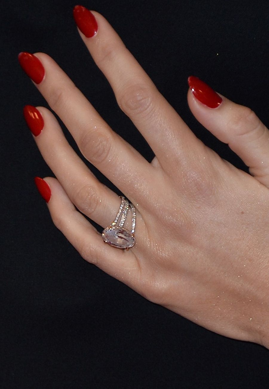 Les Plus Belles Bagues De Fiancailles Des Stars