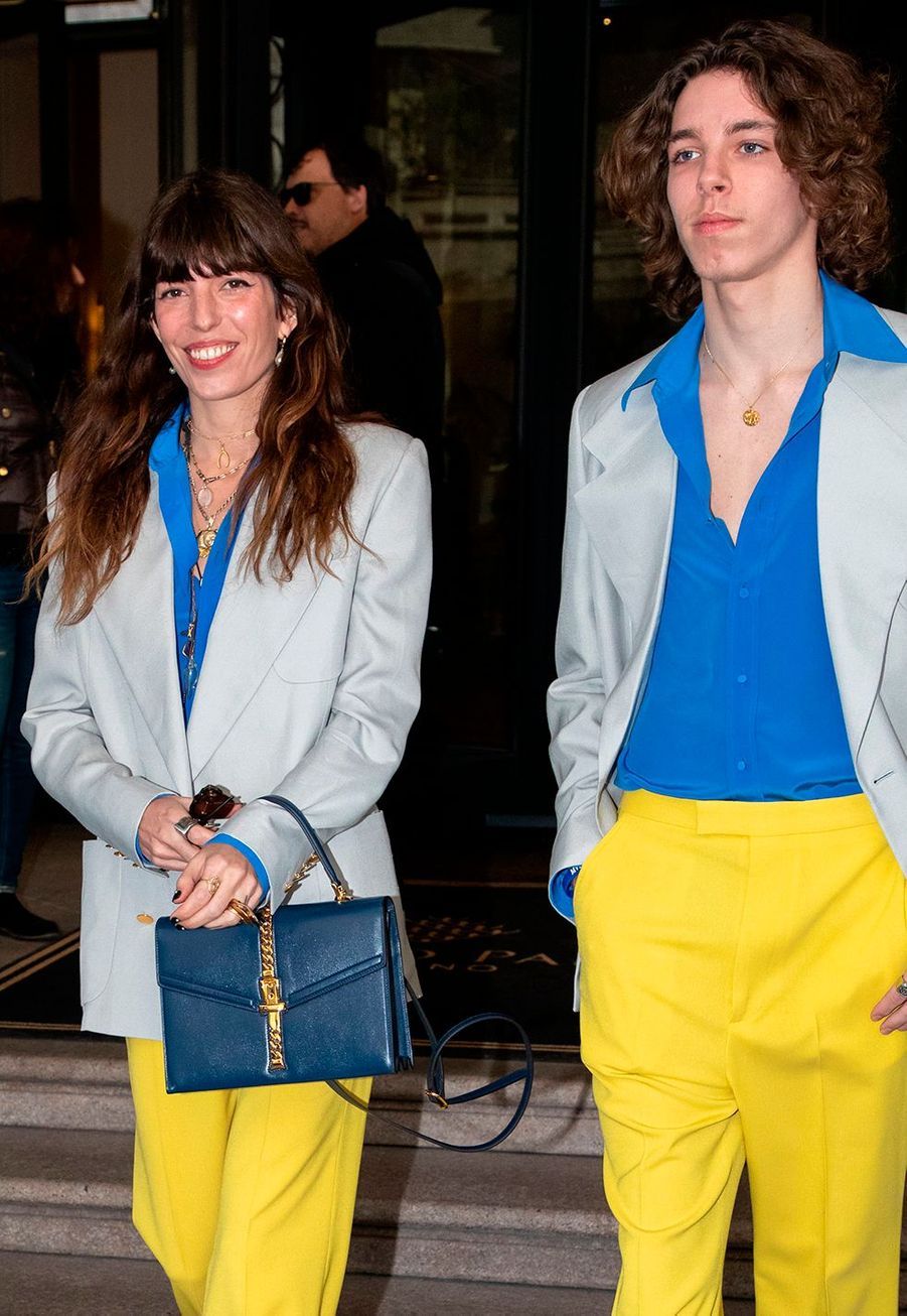 Lou Doillon et son fils Marlowe assortis pour la Fashion Week de Milan