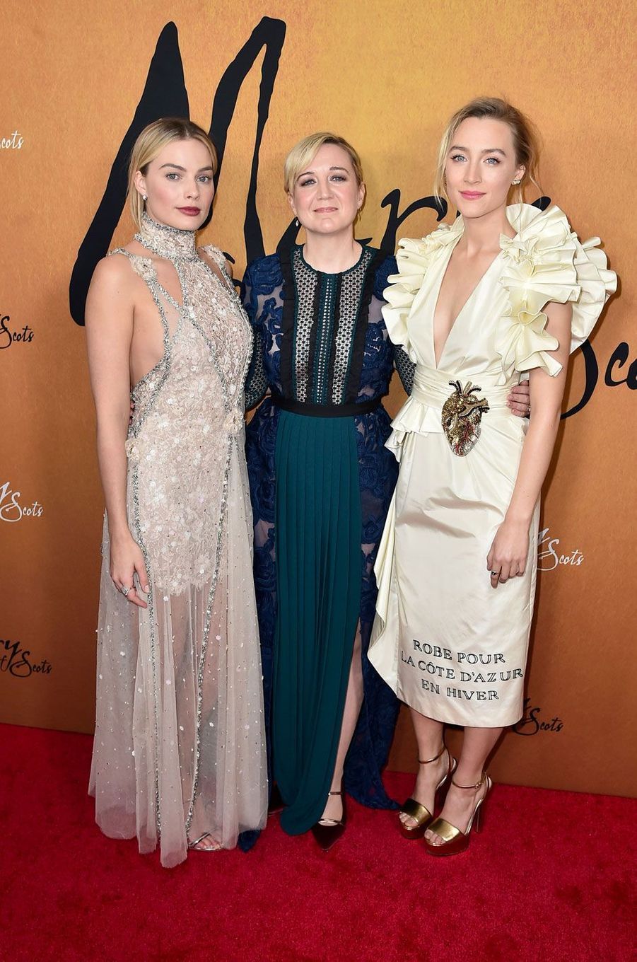 Margot Robbie, majestueuse à la première de "Mary Queen of Scots"