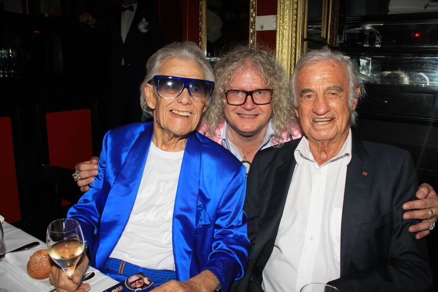 Michou Celebre Ses 88 Ans Entoure De Jean Paul Belmondo Et Sandrine Bonnaire