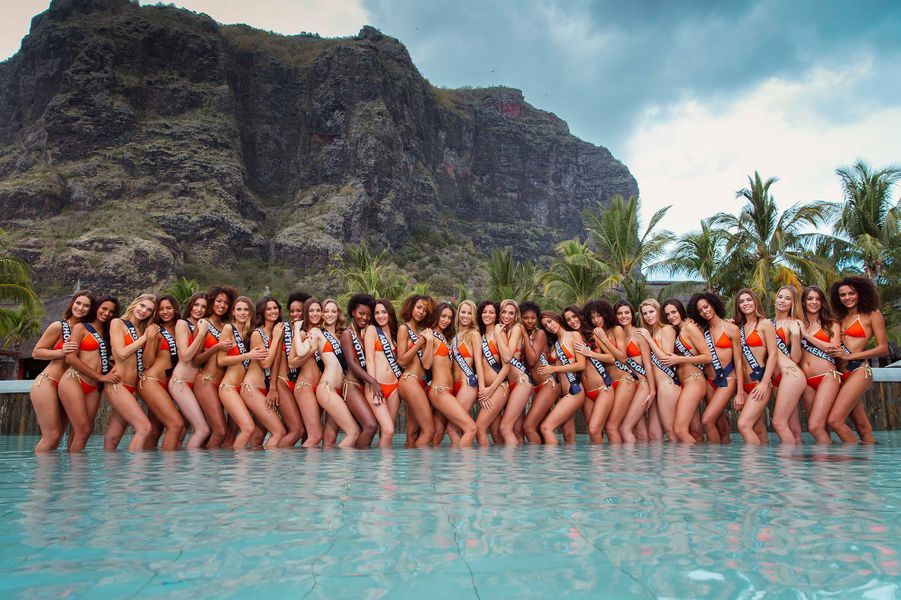 Miss France 2019 Les 30 Candidates Se Dévoilent En Bikini