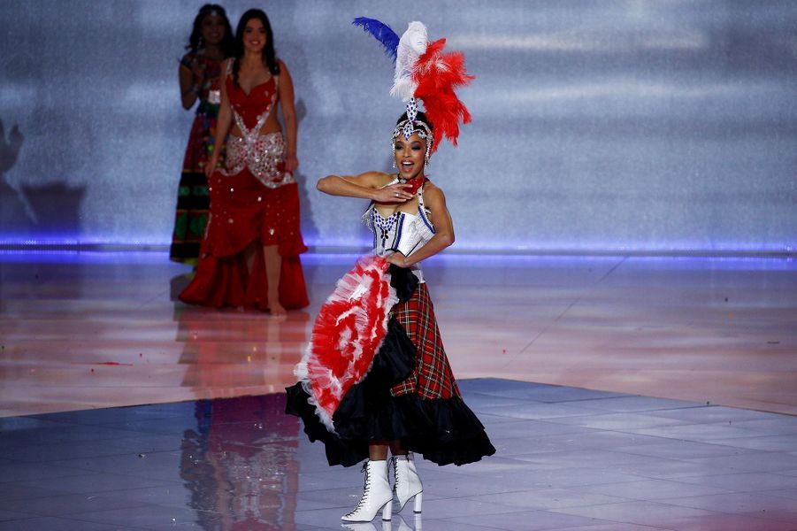Ophély Mézino, Miss Guadeloupe 2018, élue 1re dauphine — Miss Monde Ophély Mézino, Miss Guadeloupe 2018, élue 1re dauphine — Miss Monde